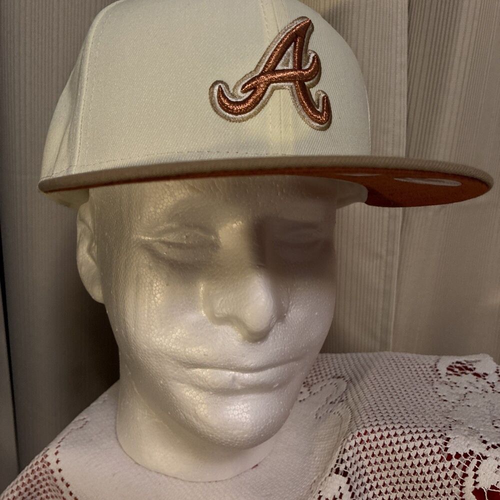 Atlanta Braves New Era Chrome  59FIFTY Fitted Embroidered Logo Hat Sz 7.5 New